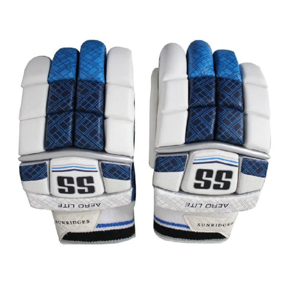 SS Aerolite L/H Batting Gloves